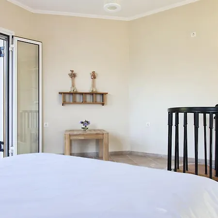 Villa Victoria *